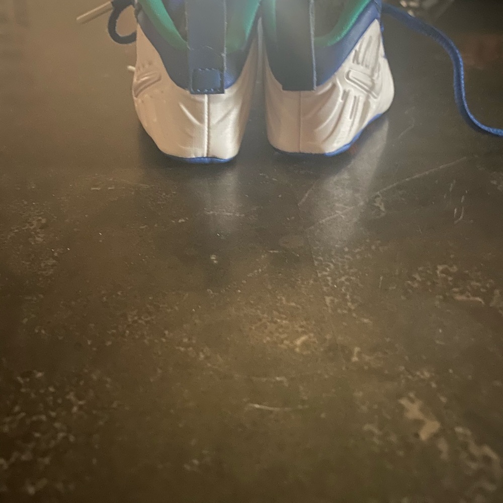 Nike - Picture 6 of 6